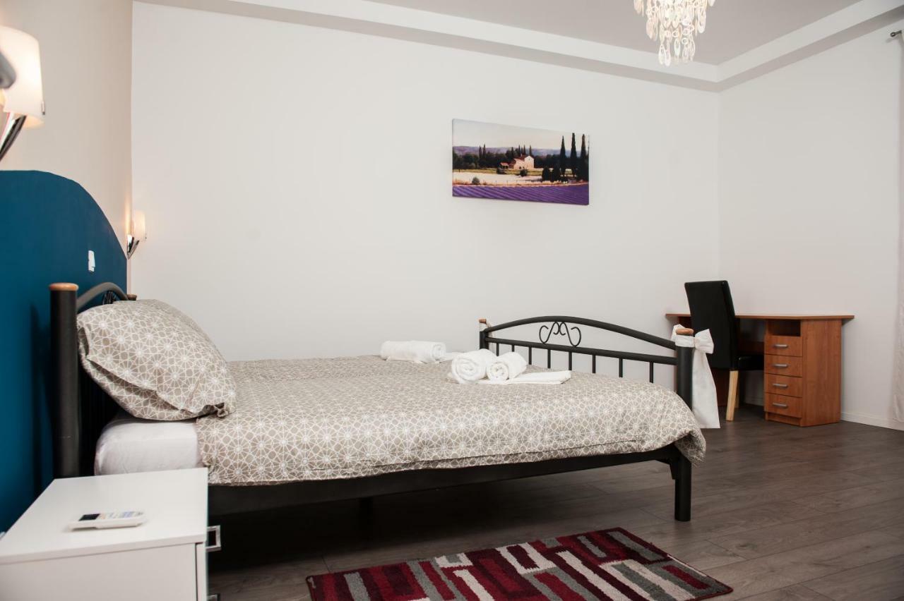 Apartment Simone Spalato Esterno foto